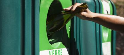 Recyclage_poubelle_verre.jpg Recyclage_poubelle_verre.jpg